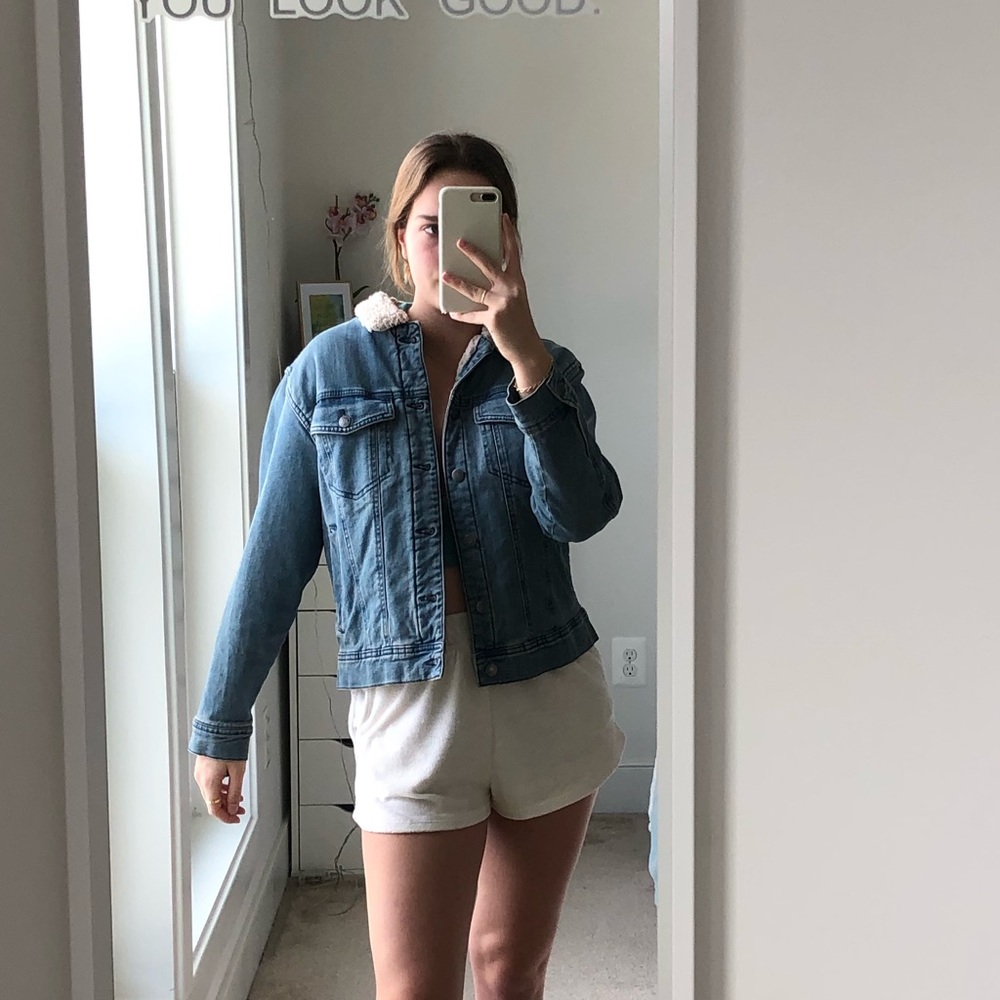 like new denim jacket with fleece inside and color - Picture 6 of 15